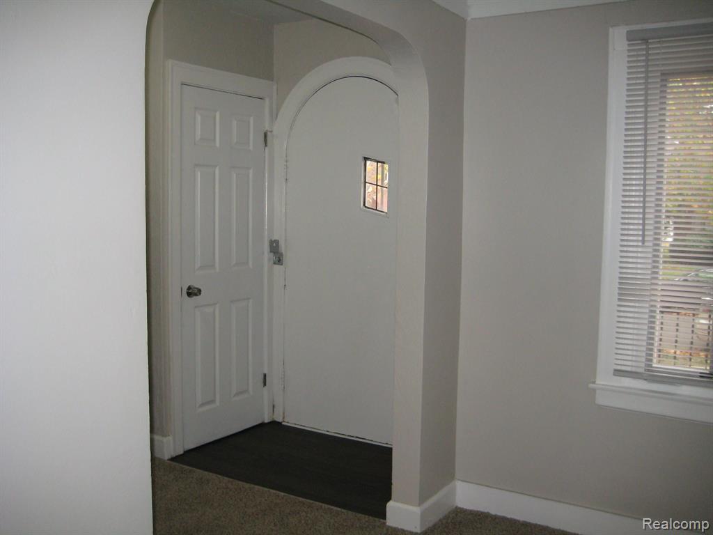 8066 NORMILE Street, Detroit, MI 48204 — Photo 5