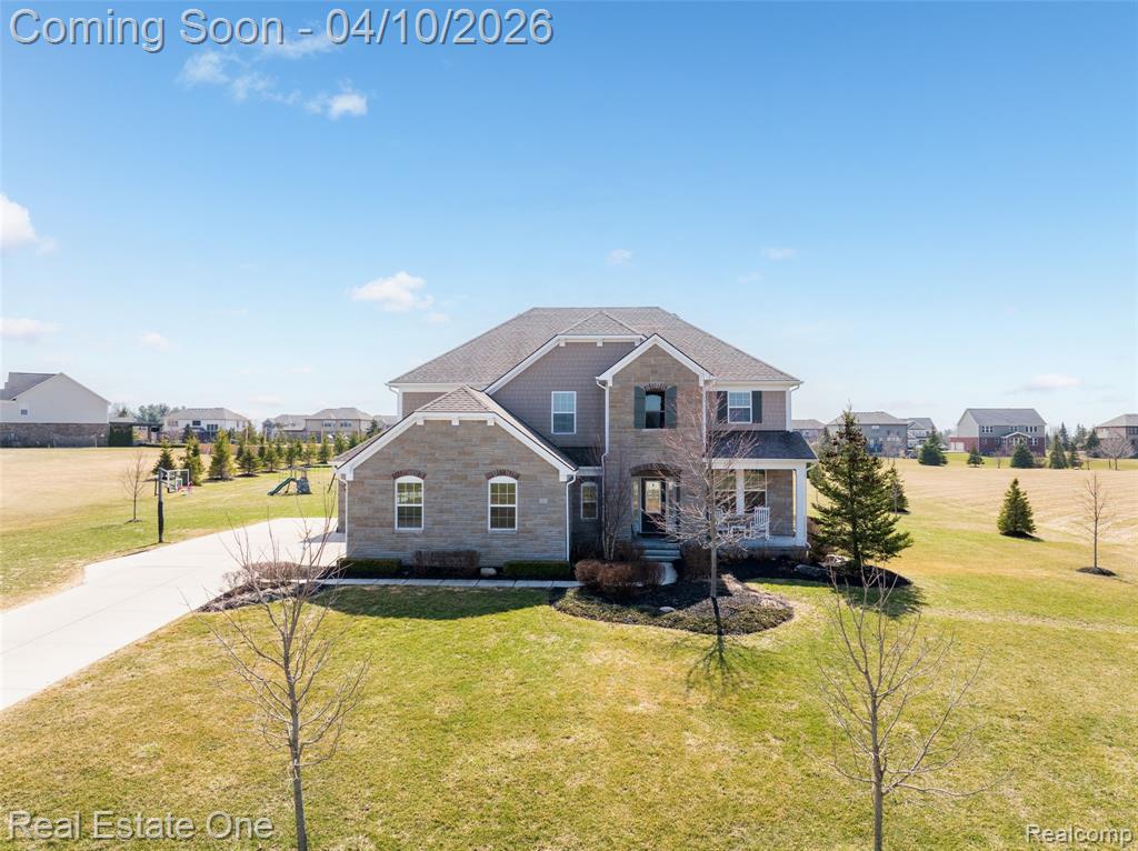 120 Crestview Drive, Rochester, MI 48306 — front exterior