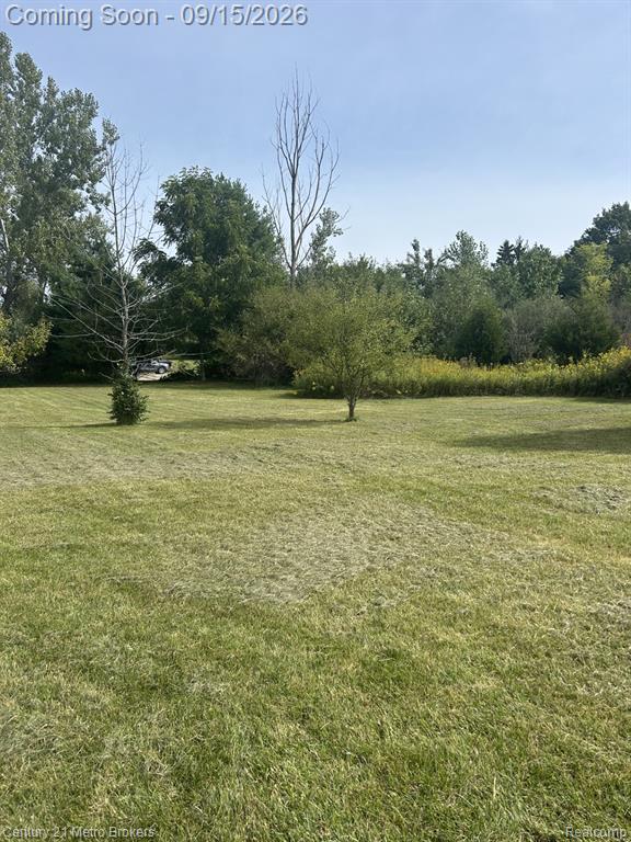 2093 Creekwood Court, Grand Blanc, MI 48439
