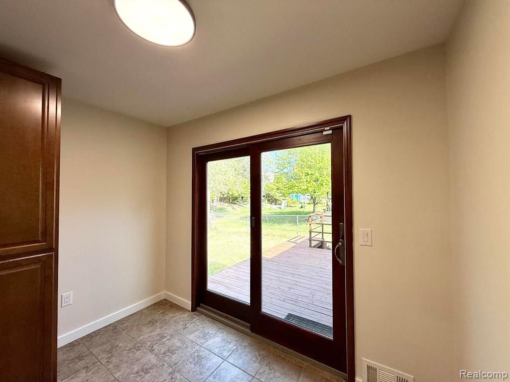 6505 POCAHONTAS Street, Westland, MI — Photo 21