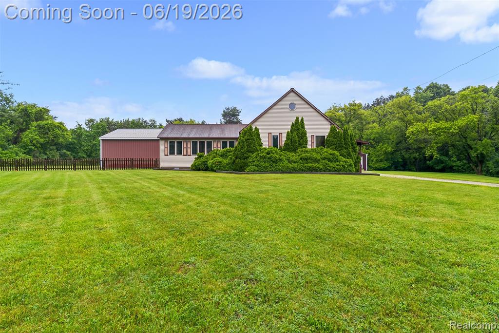 6109 N State Road, Davison, MI 48423 — Photo 2