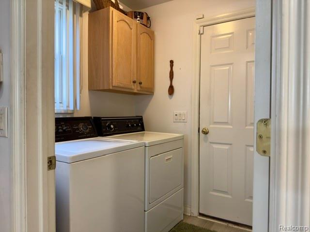 1151 Creekside Court, Burton, MI 48509 — Photo 11