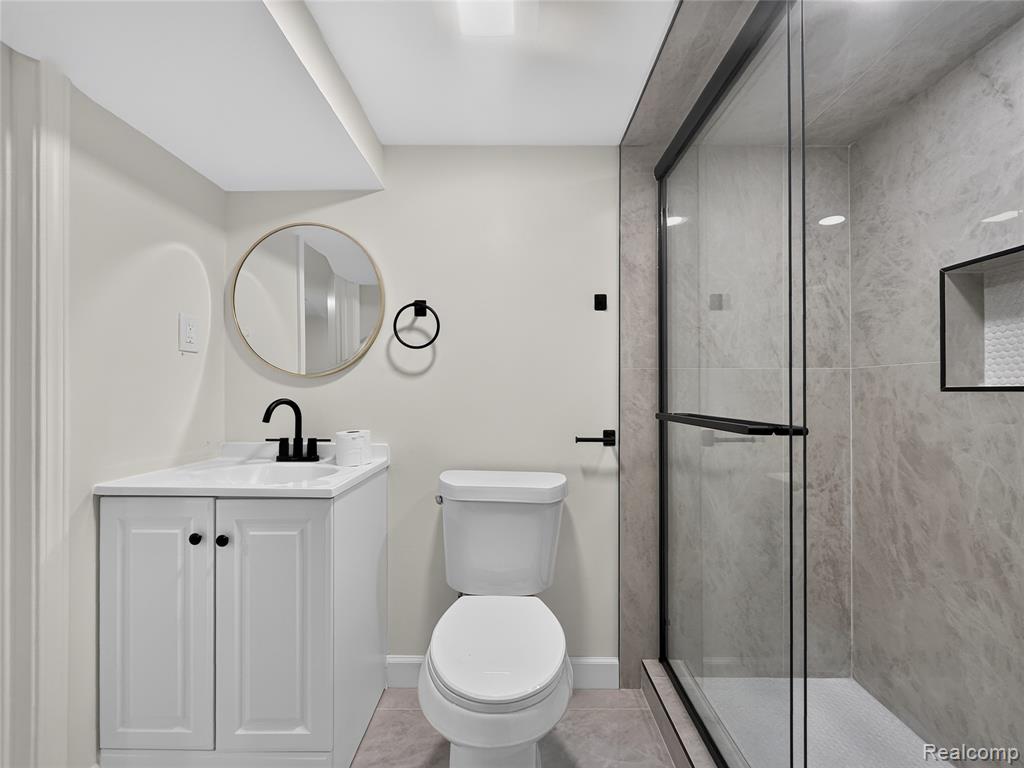 8512 Fisher Avenue, Warren, MI 48089 — Photo 24