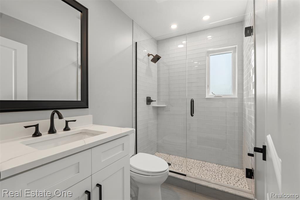47900 Jefferson Avenue, Chesterfield, MI 48047 — Photo 18