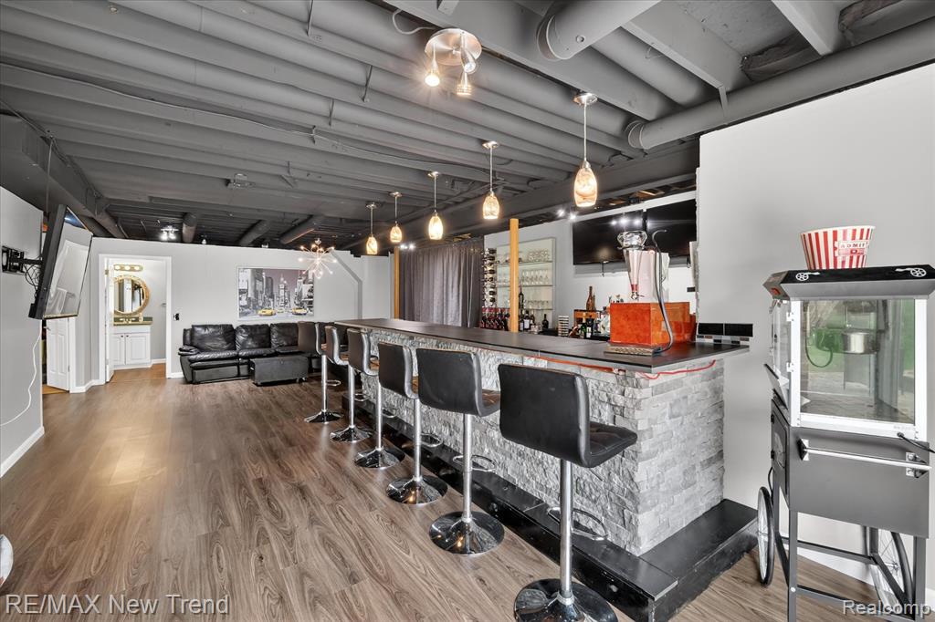 2032 Dover Drive, Wixom, MI 48393 — Photo 43