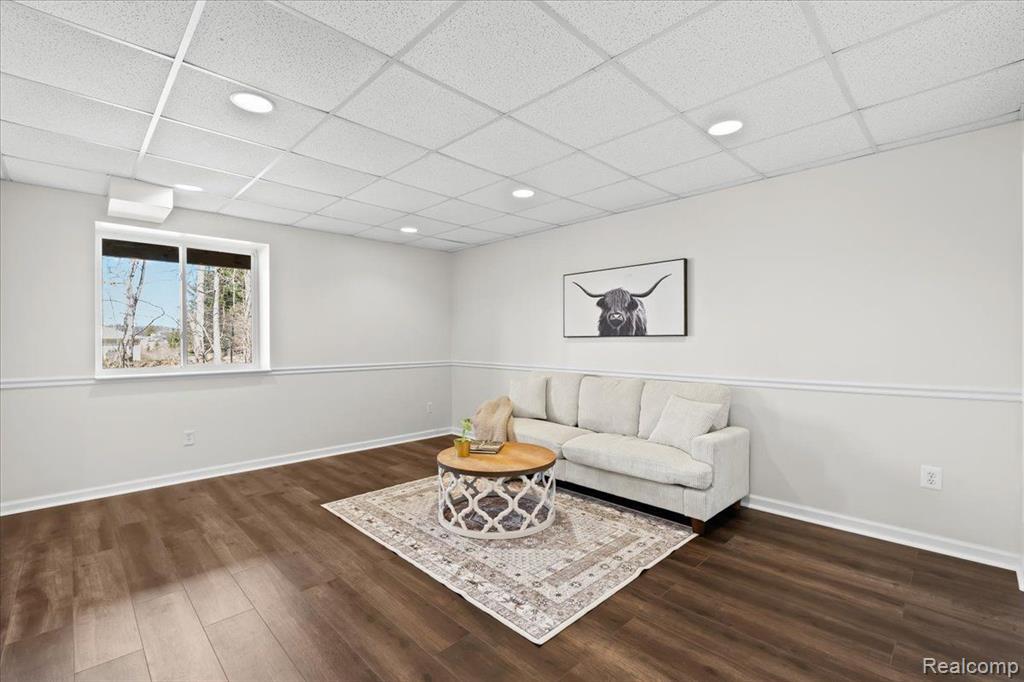 480 NEWBERRY Lane, Howell, MI 48843 — Photo 25