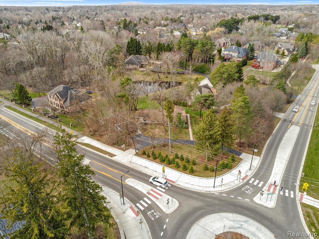 45401 W 9 Mile Road, Novi, MI — Photo 56