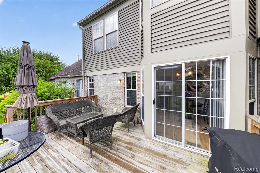 4554 Hunters Circle E, Canton, MI 48188 — Photo 28