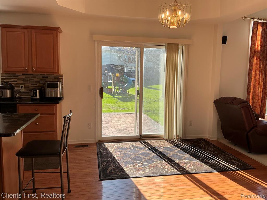 41074 Scarborough Lane, Novi, MI — Photo 25