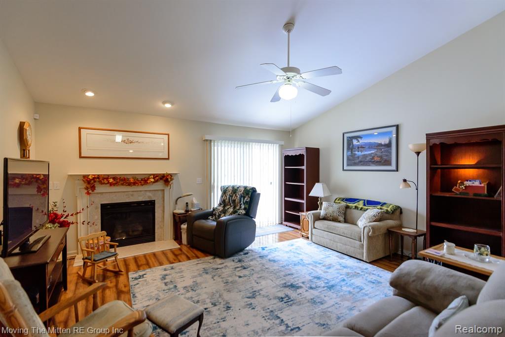 1856 N Kenwyck Drive, Ypsilanti, MI 48198 — Photo 3