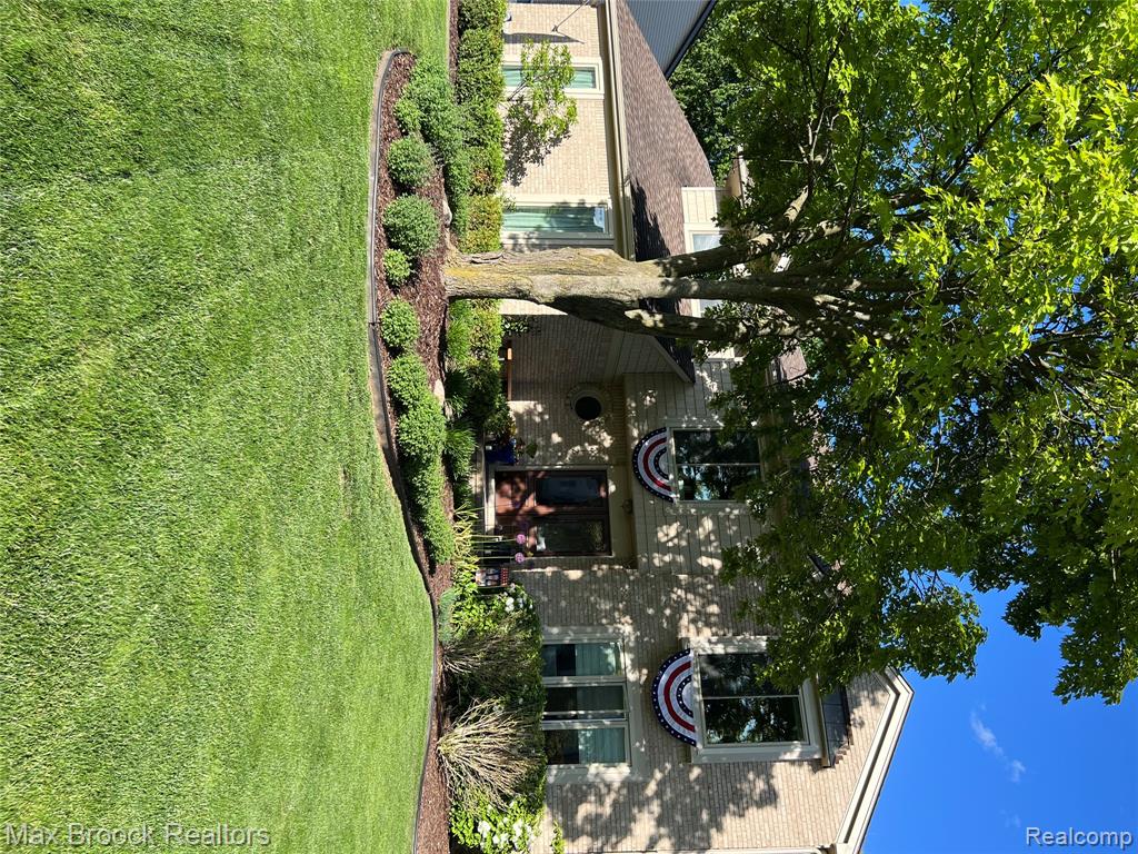 412 Shellbourne Drive, Rochester Hills, MI 48309 — Photo 59