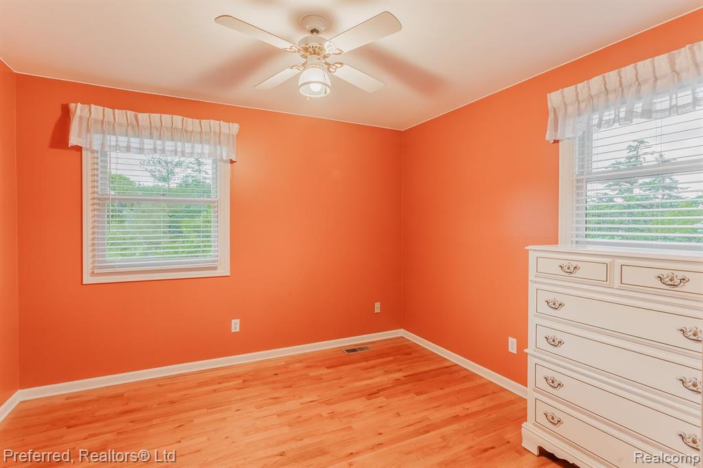41130 WHITE HAVEN Court, Northville, MI 48168 — Photo 21