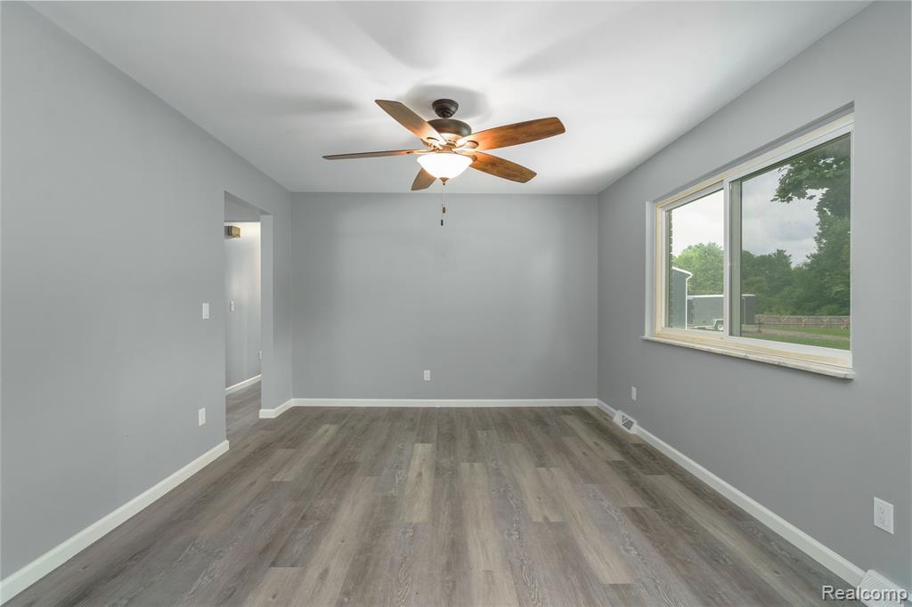 4566 Clyde Road, Howell, MI 48855 — Photo 28