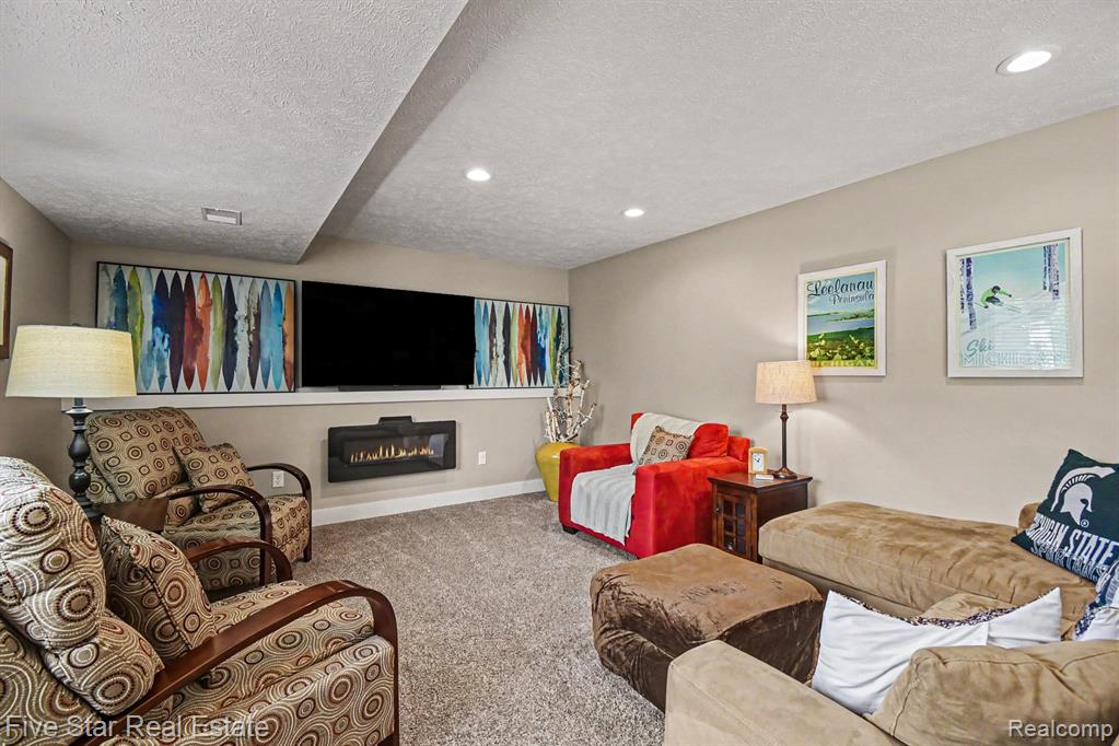 3245 Deep Rose Drive, Hudsonville, MI 49426 — Photo 19