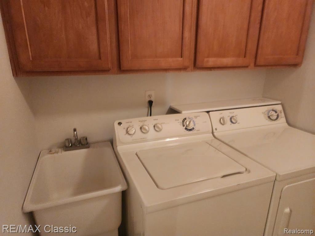 44275 PRINCETON Drive, Clinton Twp, MI 48038 — Photo 10