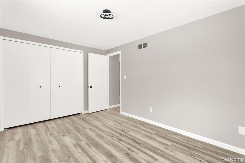 7820 Rampart Trail, Waterford, MI 48327 — Photo 29