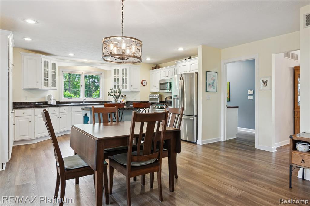 8257 Abalone Way, Pinckney, MI 48169 — Photo 18