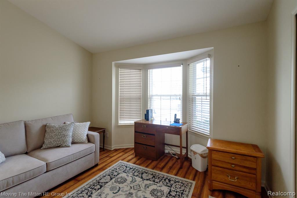 1856 N Kenwyck Drive, Ypsilanti, MI 48198 — Photo 21