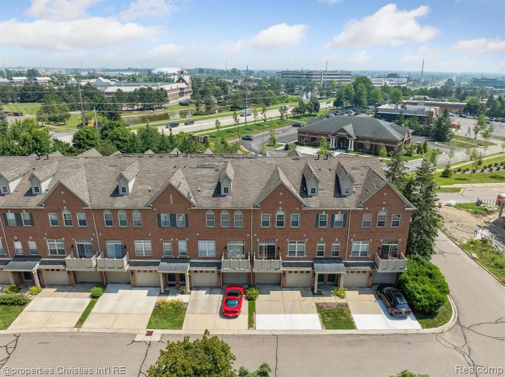 39771 ROCKCREST Circle, Northville, MI — Photo 58