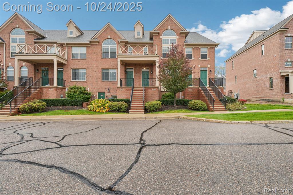 39675 Springwater, Northville, MI 48168 — front exterior