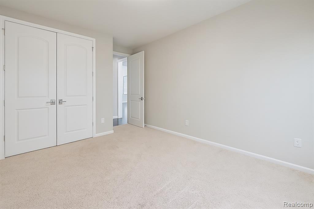 47639 Alpine Drive, Novi, MI — Photo 21