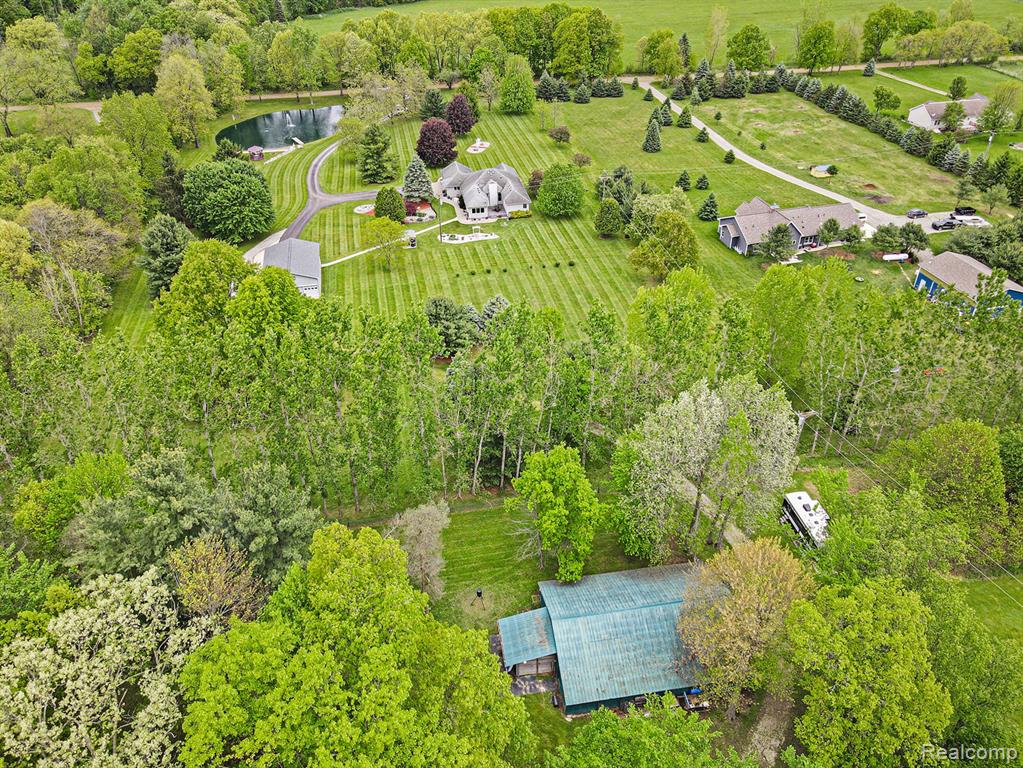 6268 Hazard Road, Fenton, MI 48430 — Photo 51
