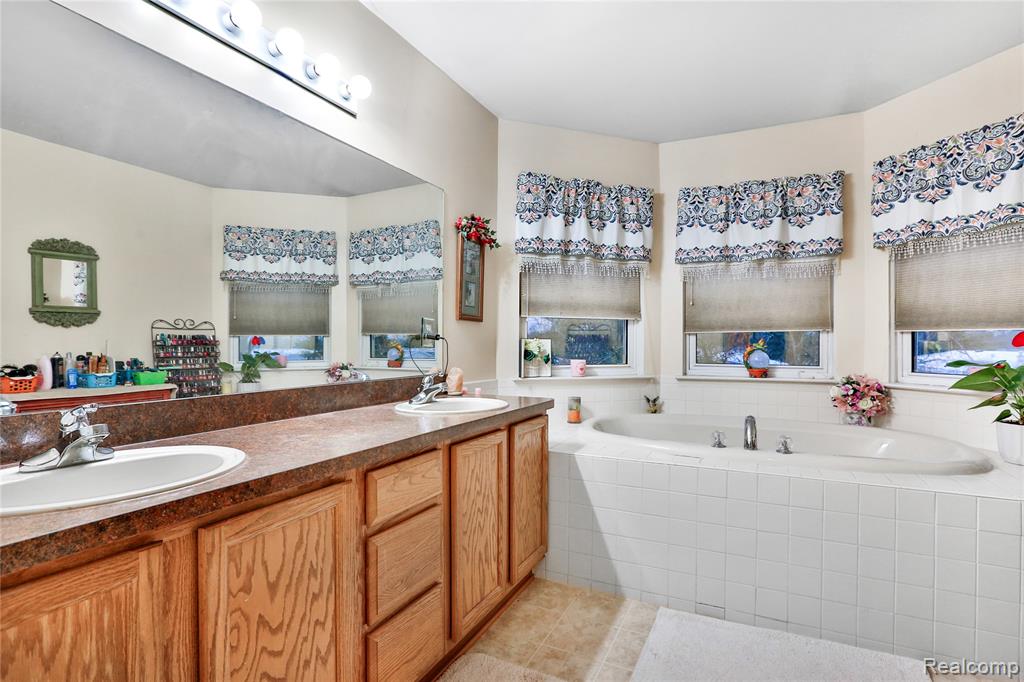 57200 Decora Park Boulevard, New Haven, MI, 48048