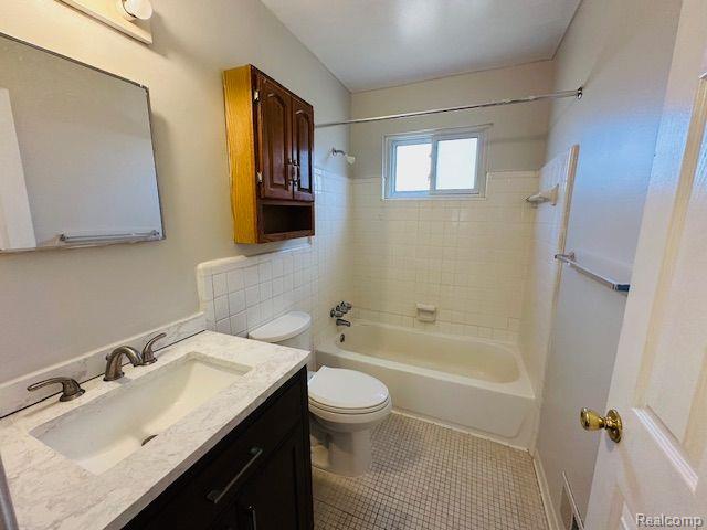 819 FRANK Avenue, Lincoln Park, MI 48146 — Photo 9