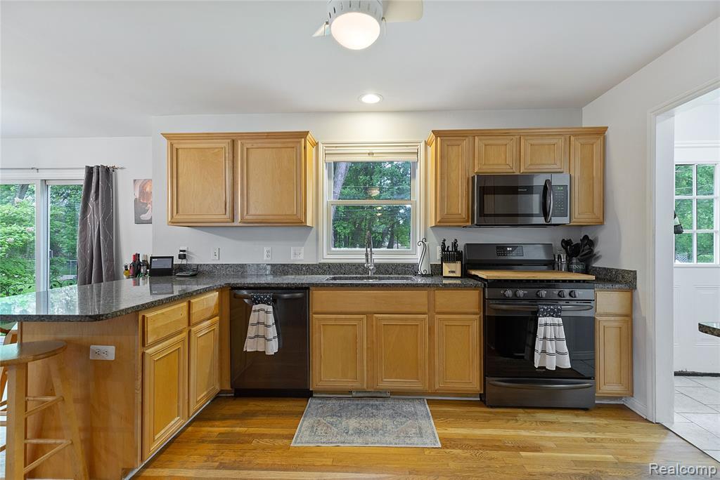 39650 Macomber Street, Harrison Township, MI — Photo 8