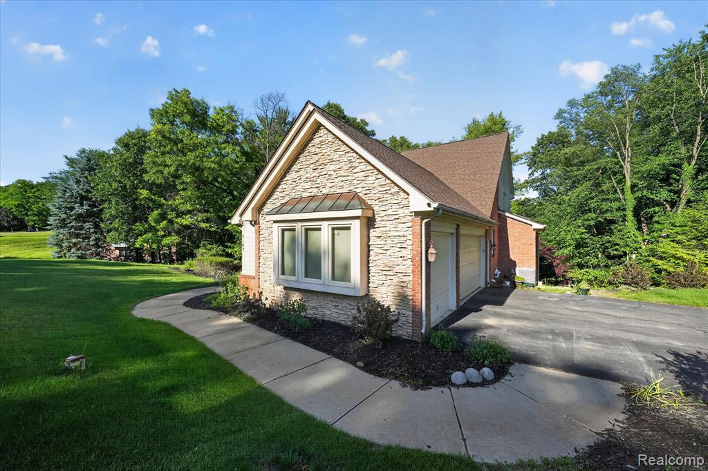 3187 Turnberry Drive, White Lake, MI 48383 — Photo 3