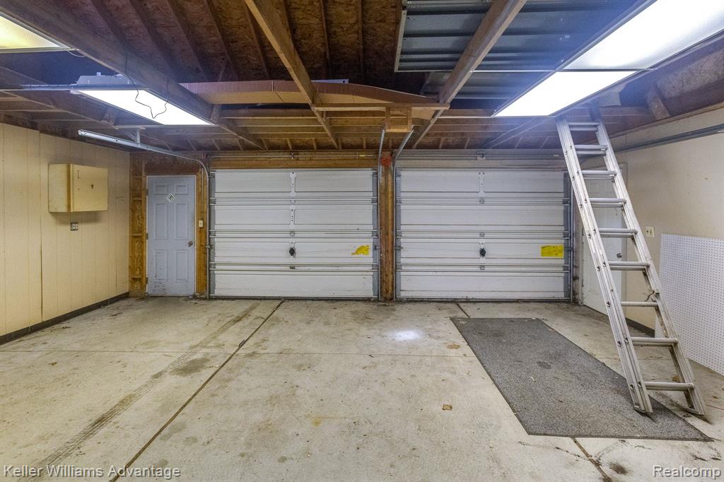 4104 Mayfair Street, Dearborn Heights, MI 48125 — Photo 35