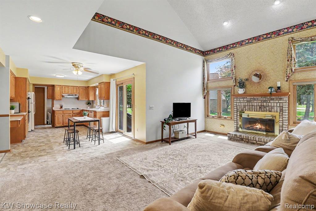 10100 Abrams, Brighton, MI 48114 — Photo 2