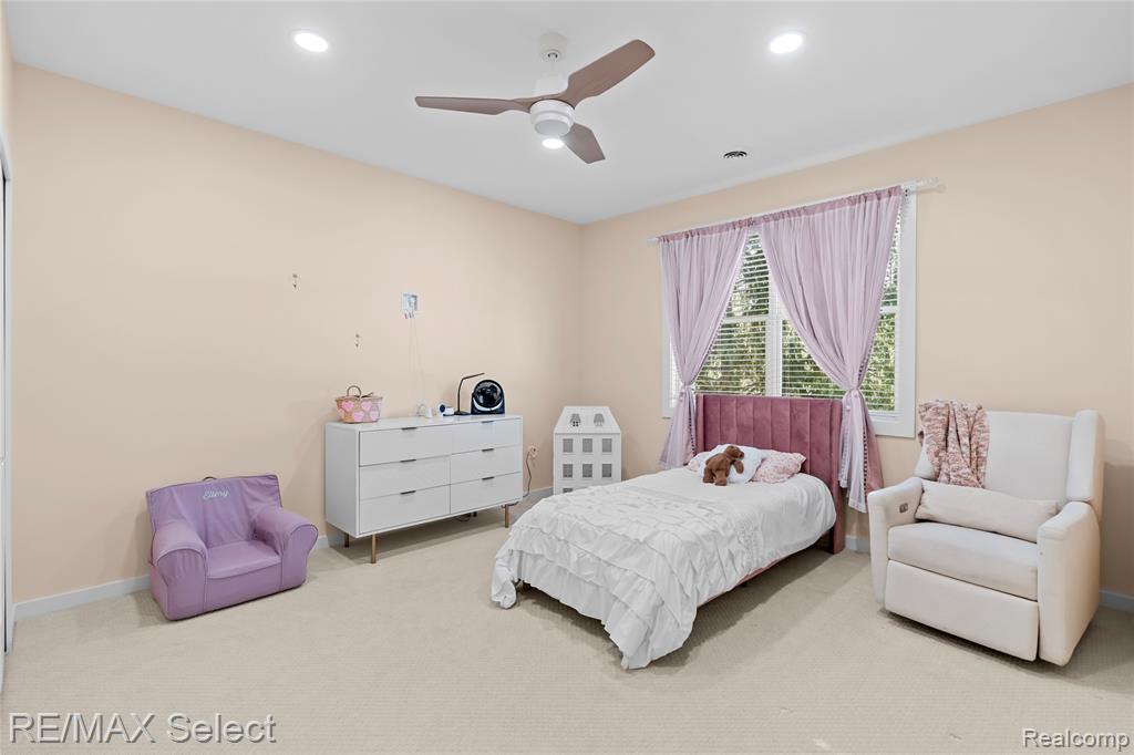 2208 Grove Park Road, Fenton, MI, 48430