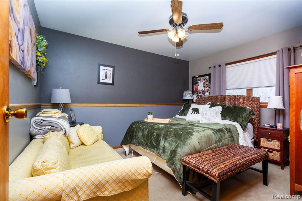 5327 Fern Drive, Fenton, MI 48430 — Photo 32