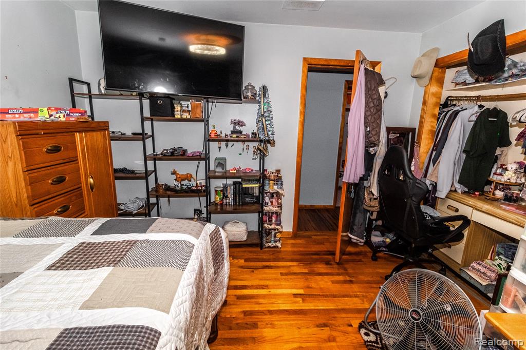 1334 Peppermill Road, Lapeer, MI 48446 — Photo 14