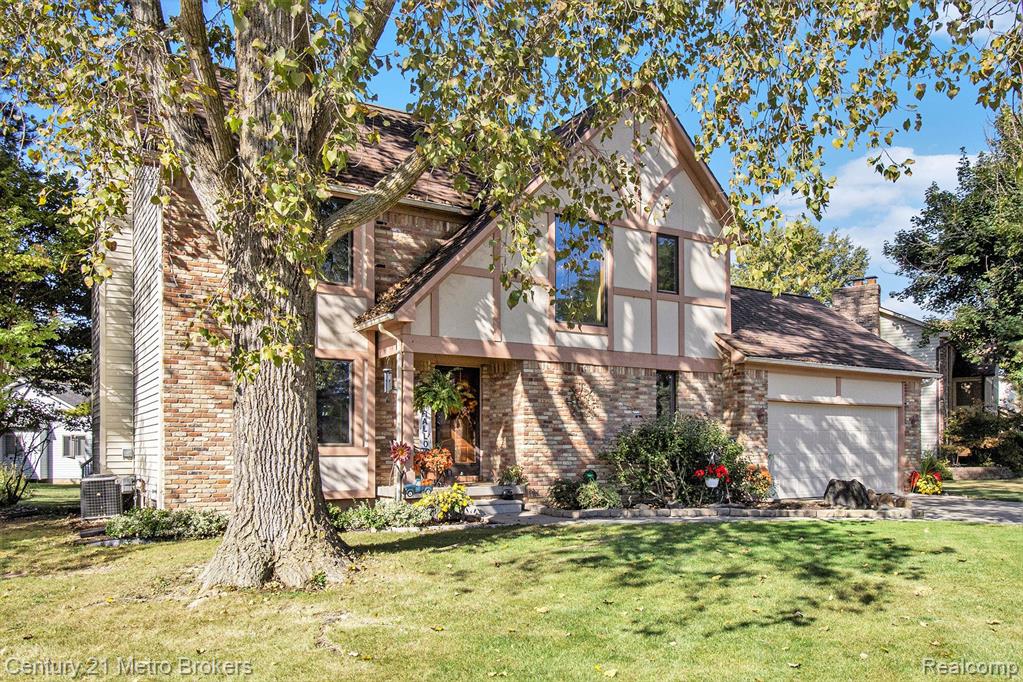 5376 OLDE SHAWBORO Road, Grand Blanc, MI 48439 — Photo 2