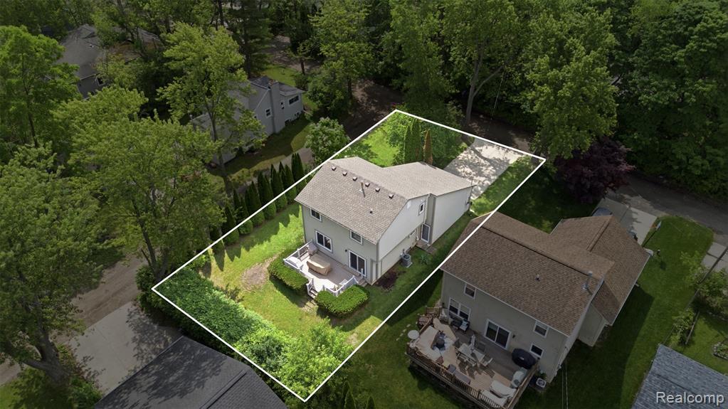 6790 Edwood Avenue, West Bloomfield, MI 48324 — Photo 34