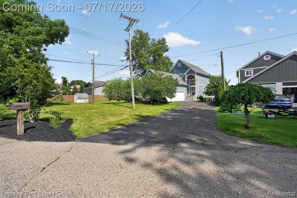 240 Rosebud Court, Walled Lake, MI 48390 — Photo 57
