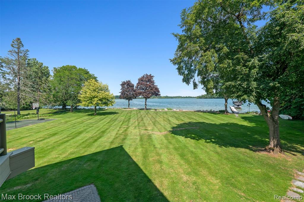3333 W Shore Drive, Orchard Lake Village, MI 48324 — Photo 86