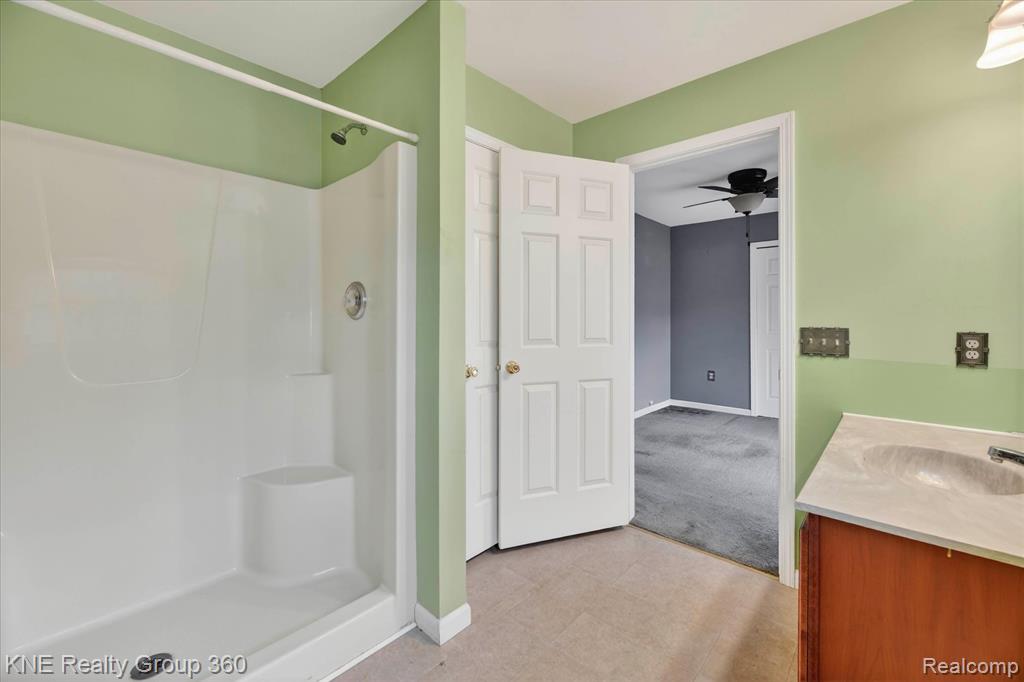 1525 Shoreline Drive, Hartland, MI 48353 — Photo 34