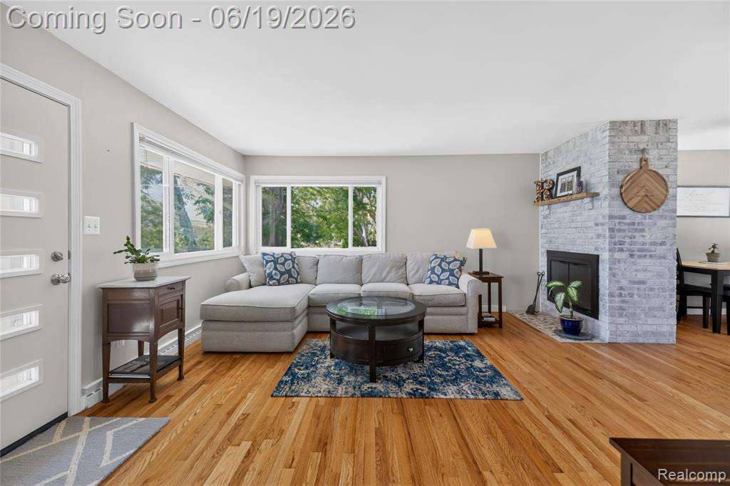 25815 West River Road, Grosse Ile, MI 48138 — Photo 11