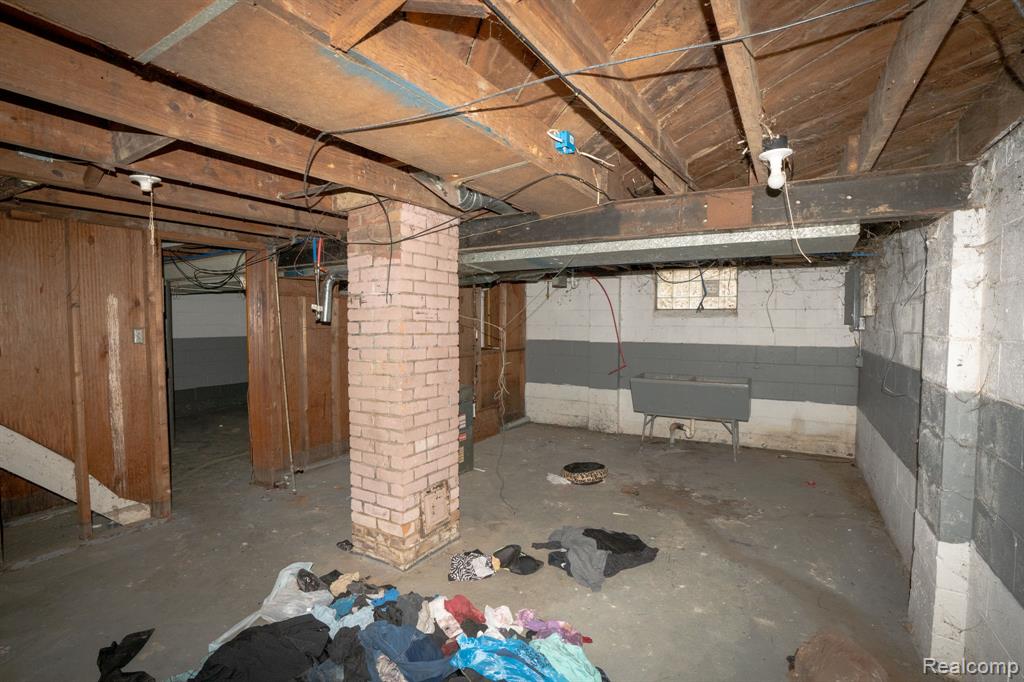 9262 Coyle Street, Detroit, MI 48228 — Photo 12