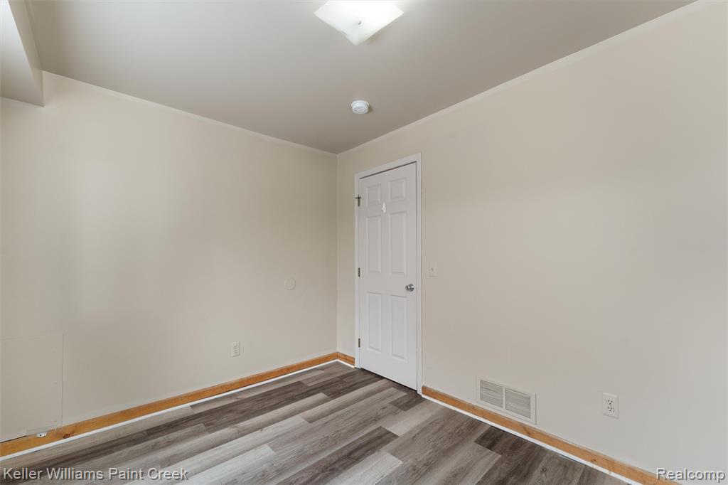 8523 Republic Avenue, Warren, MI 48089 — Photo 14