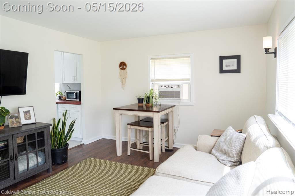 4070 Lanette Drive, Waterford, MI 48328 — Photo 4