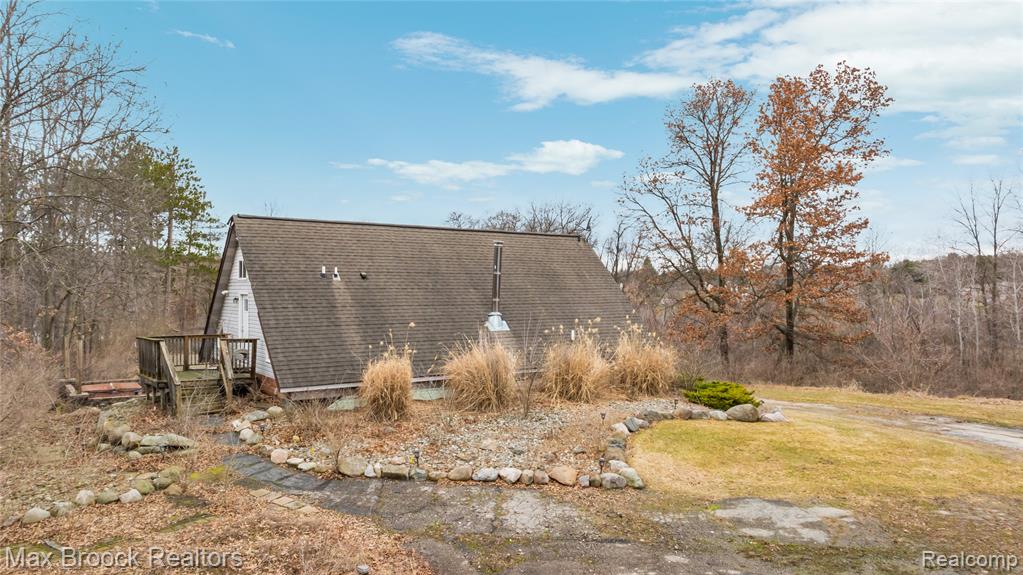 5186 Pinckney Road, Howell, MI 48843 — Photo 53