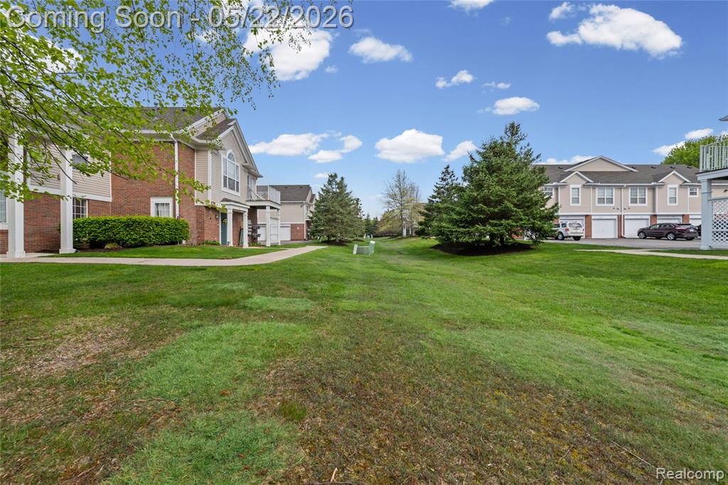 16836 Dover Drive, Northville, MI 48168 — Photo 5