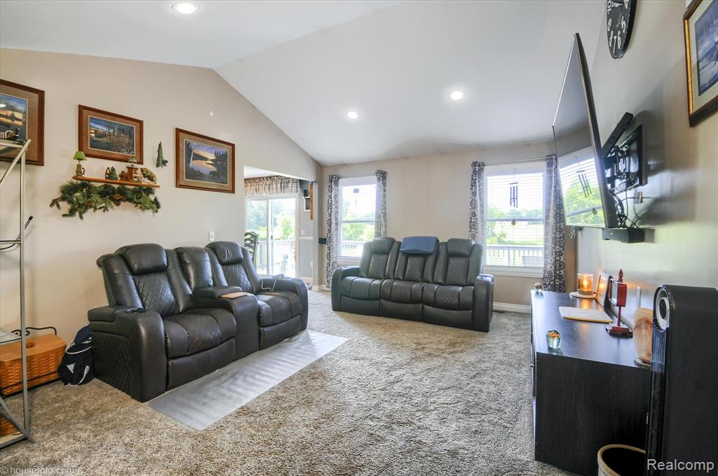 317 N Summers Road, Imlay City, MI 48444 — Photo 5