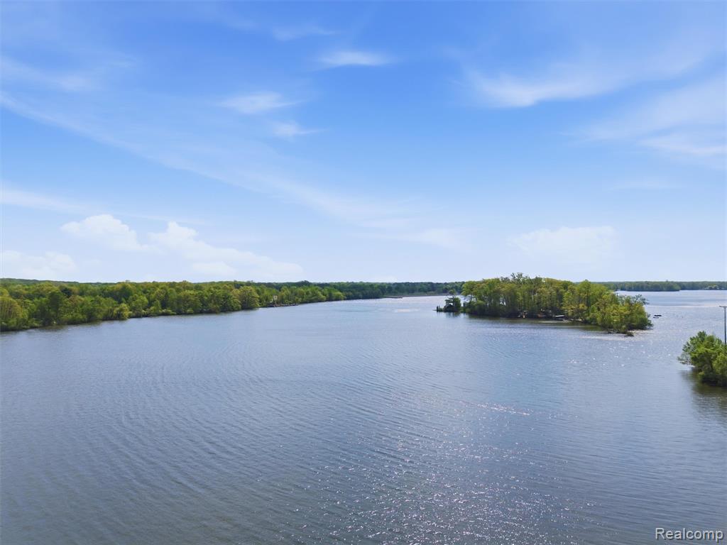 8868 Tackles Drive, White Lake, MI — Photo 46