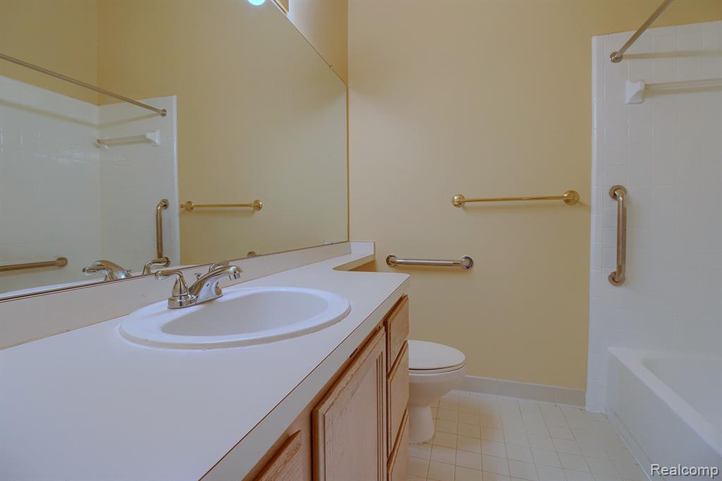 571 NEW TOWN Street W, Detroit, MI 48215 — Photo 29