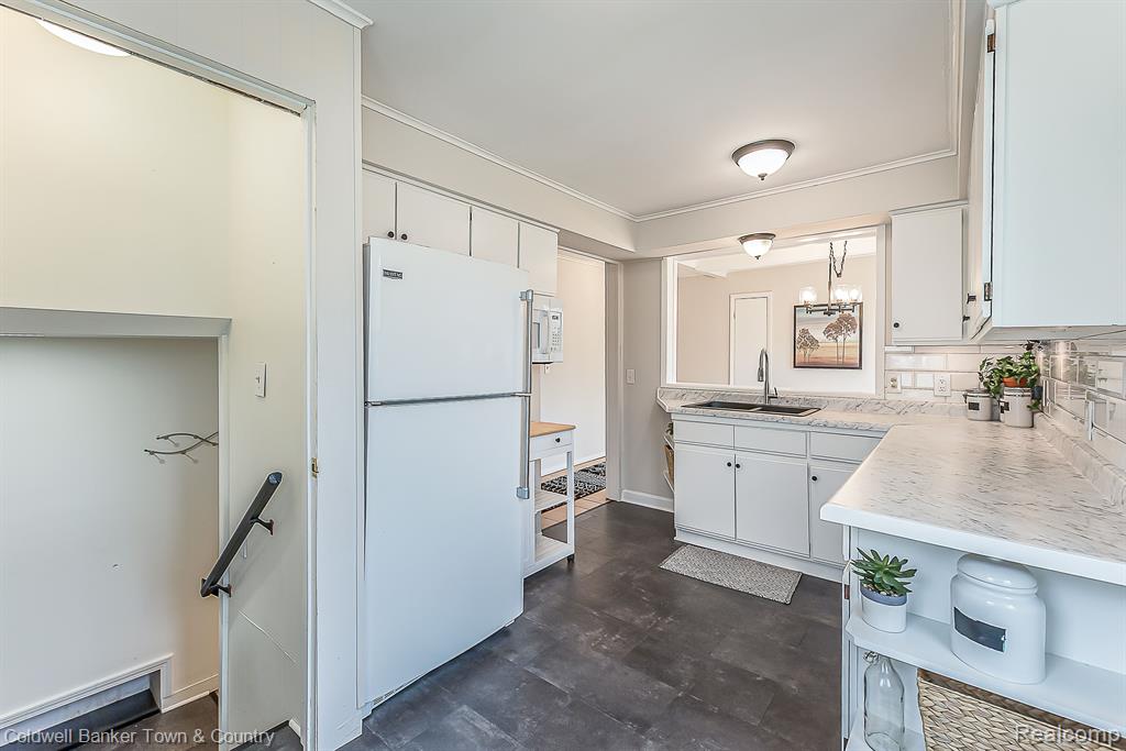 333 FAIRMOUNT Street, Whitmore Lake, MI 48189 — Photo 10